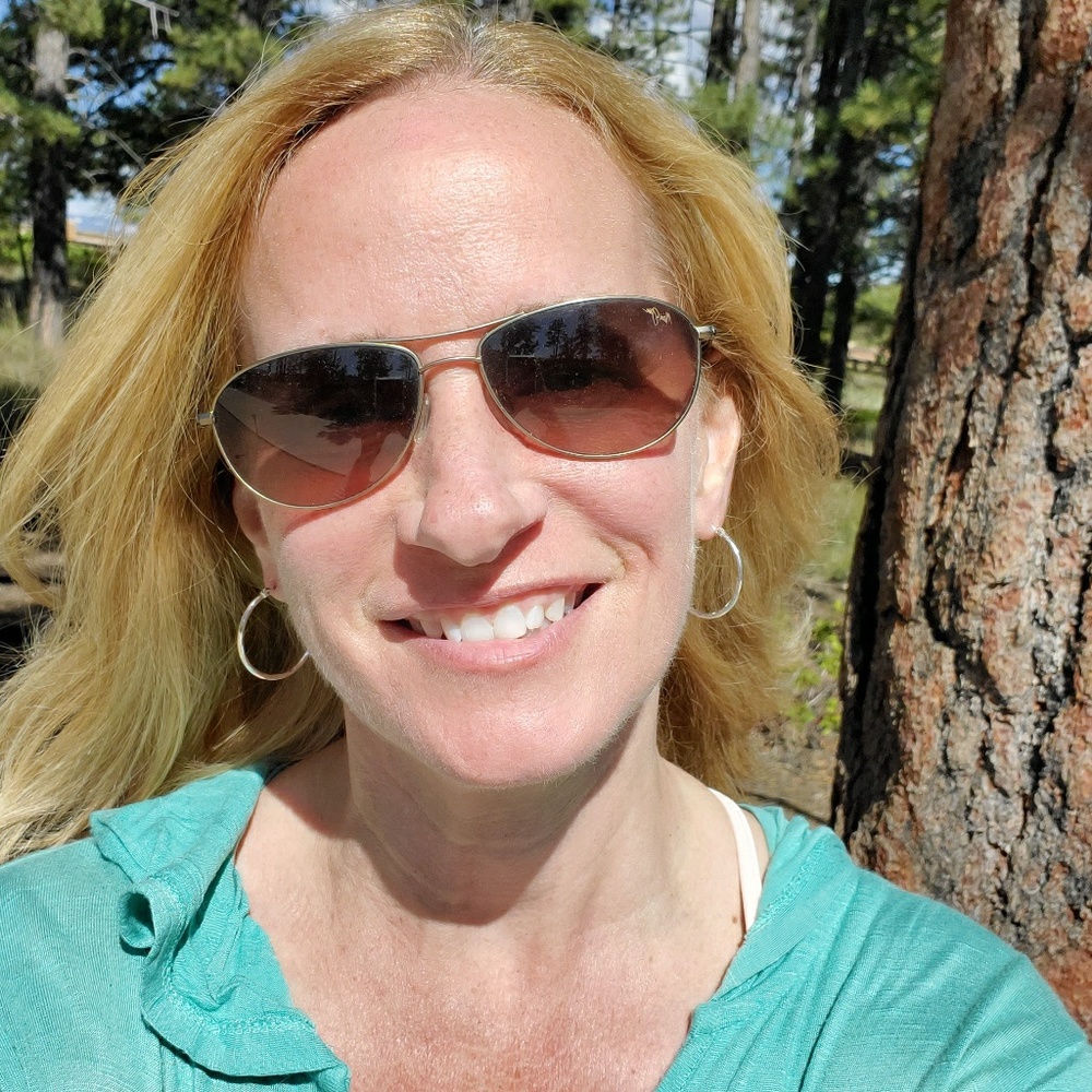 Meet your Posher, Julie